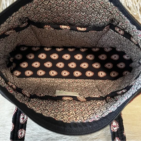 Vintage VERA BRADLEY Classic Black 2006 Little Betsey Red White Floral Zipper - Picture 11 of 14